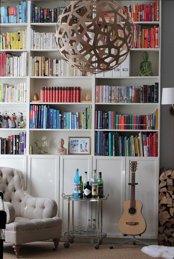 beautiful-organized-bookshelf-cabinet