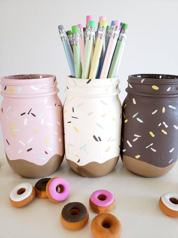 mason-jars-donut-shaped-for-kids-desk-organizer