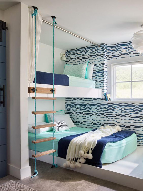 teen-boy-bedroom-with-coastal-decor