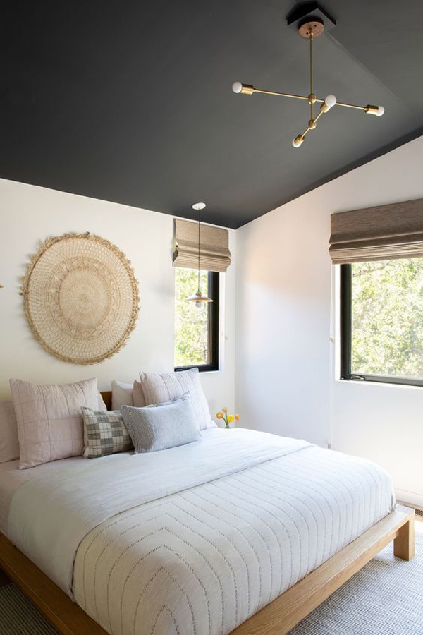 boho-chic-bedroom-with-dark-ceiling-colors