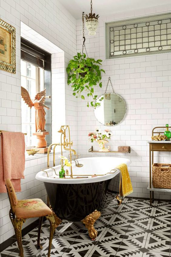 vintage-bathroom-with-black-and-gold-claw-foot-tub