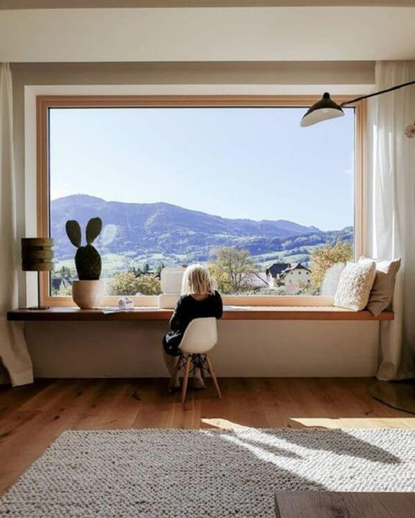 window-seat-with-workspaces-with-views