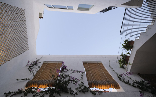 casa-hikari-ethnic-window-style