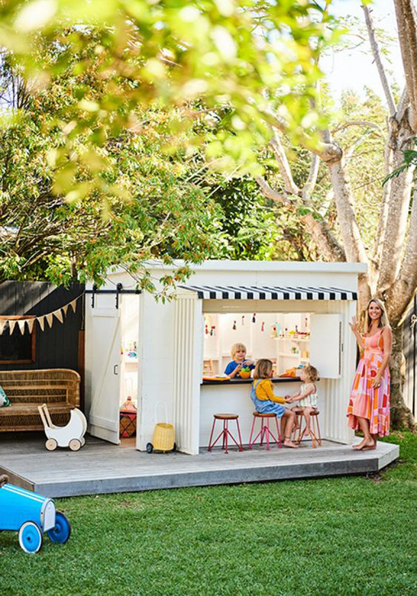 castle-and-cubby-playhouse-hacks