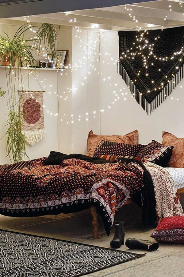 cozy-bedroom-nest-ideas-with-string-light