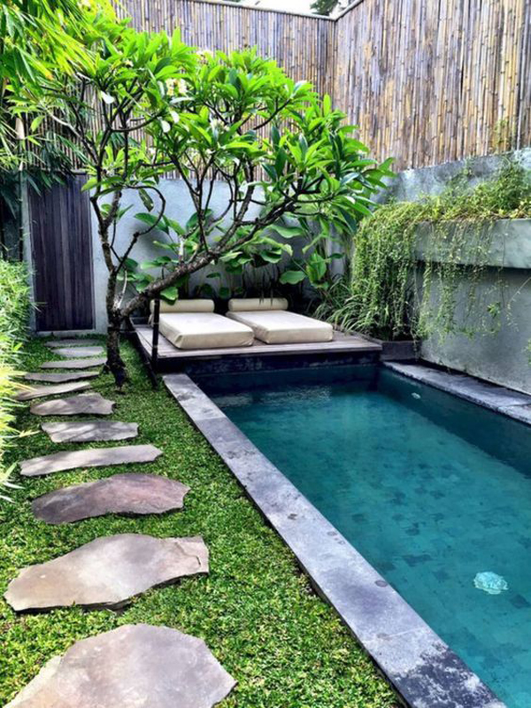 small-backyard-pool-ideas