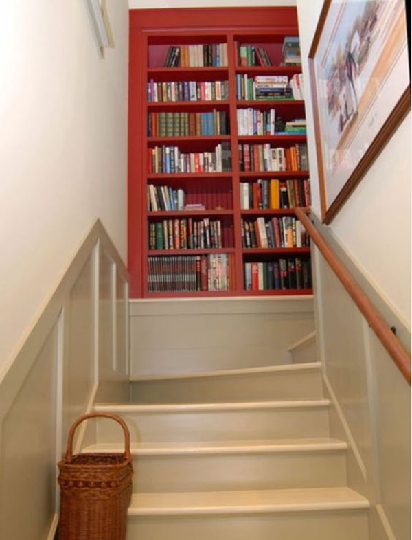 staircase-landing-bookshelf-ideas