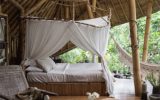 bamboo-house-with-bohemian-vibes