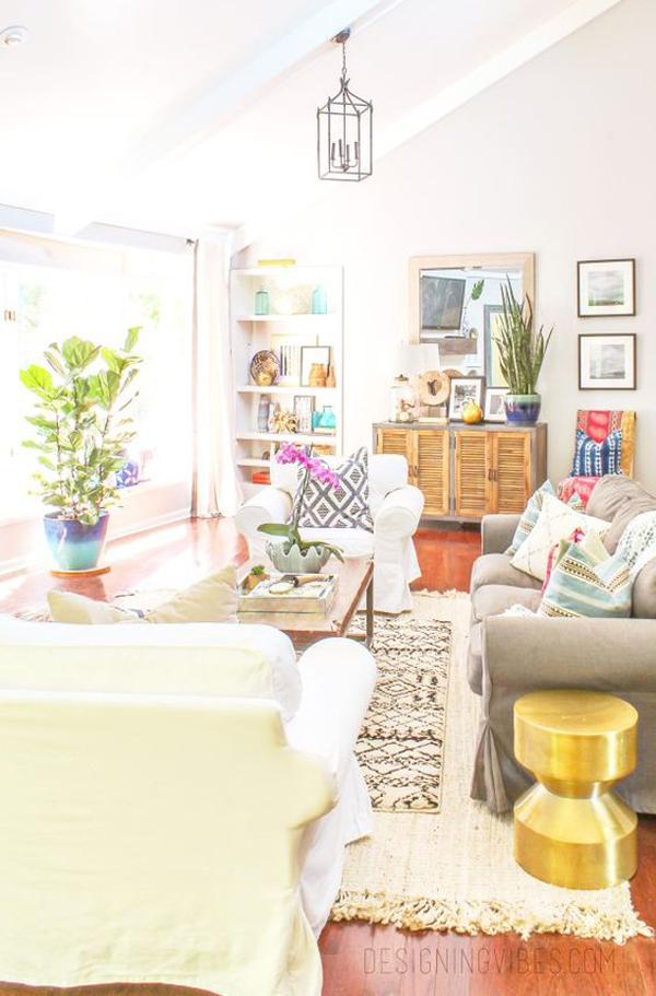 summer-eclectic-living-room-decor