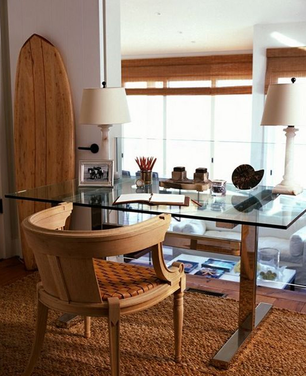 wood-coastal-home-office-decor