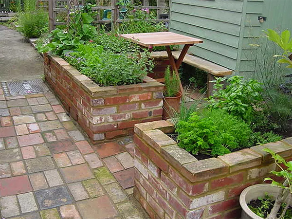 brick-raised-bed-garden-ideas