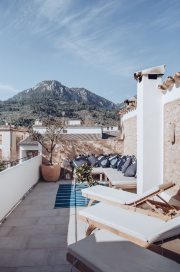 mediterranean-large-balconies