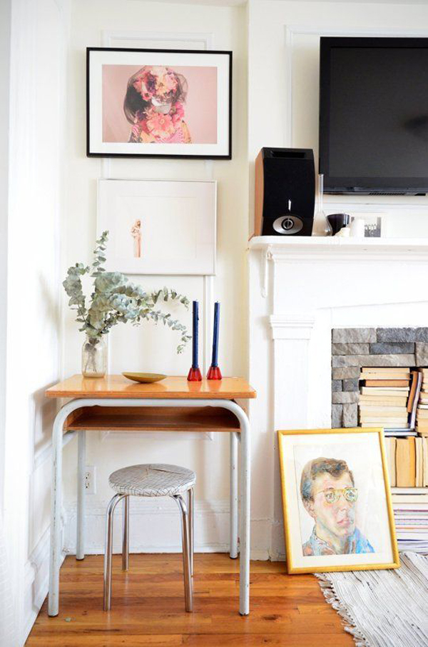 mid-century-home-office-for-small-space