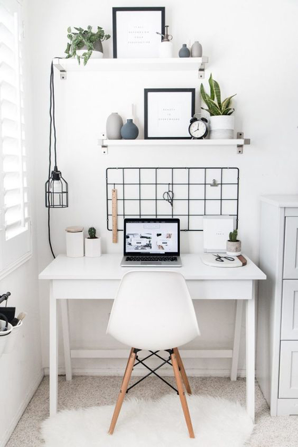 scandinavian-inspired-home-office-for-tiny-space