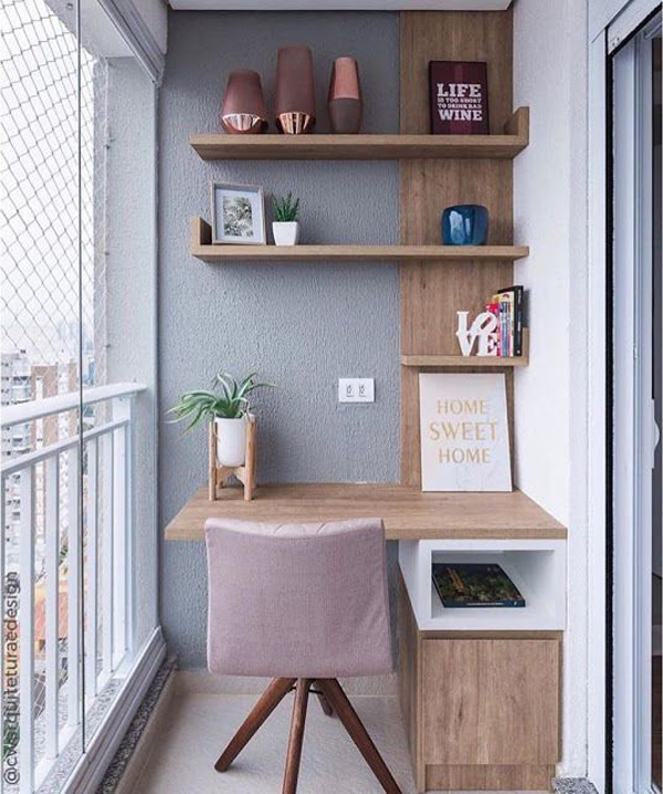 small-private-balcony-with-workspace