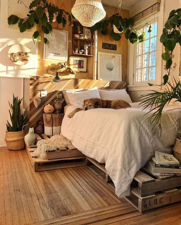 wooden-bedroom-design-with-indoor-houseplants