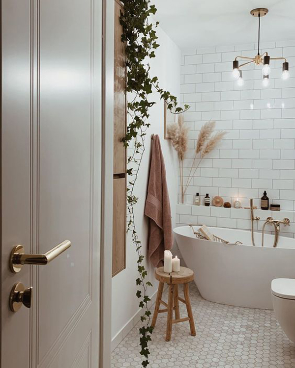 boho-chic-spa-inspired-bathroom