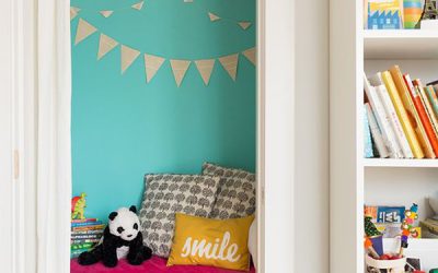 colorful-mini-closet-reading-nook-ideas