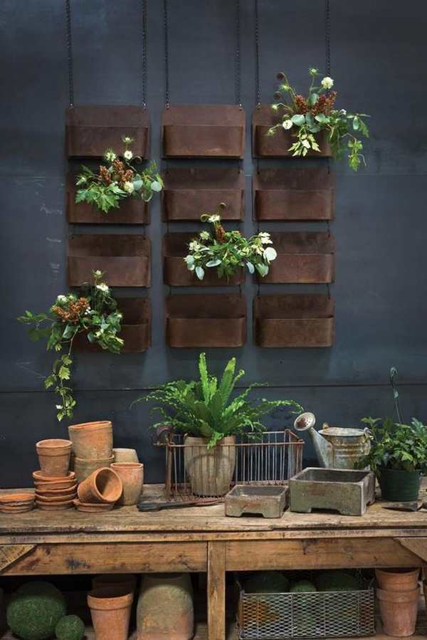 rustic-wall-planter-decor