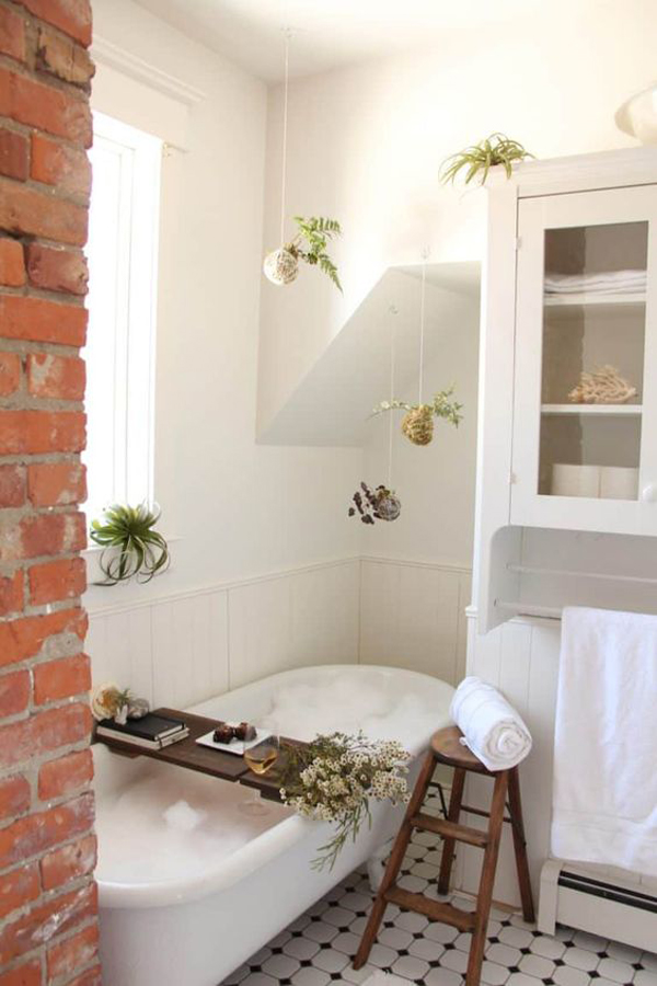 small-diy-spa-bathroom-with-brick-exposed