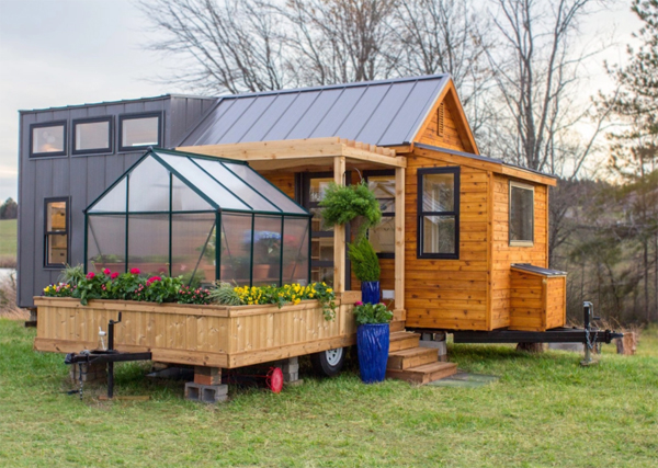 tiny-greenhouse-design