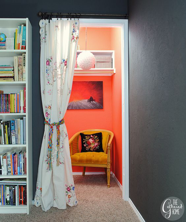 vintage-boho-closet-reading-nook