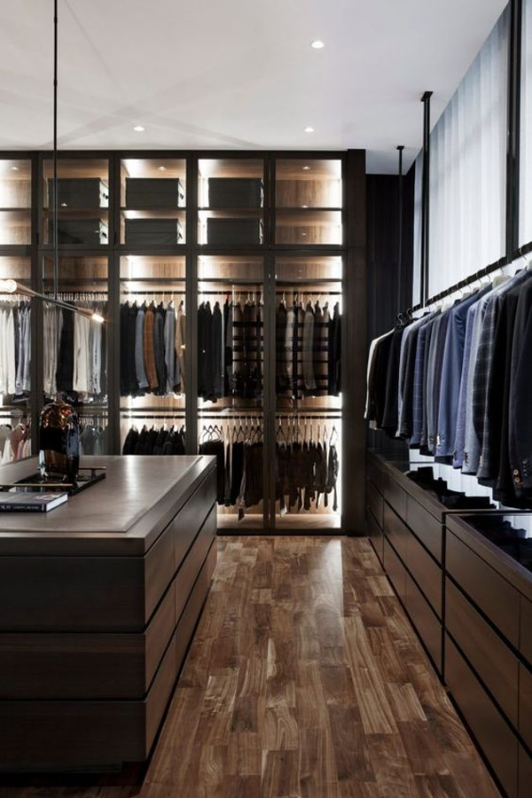 aesthetic-modern-walk-in-closet-design