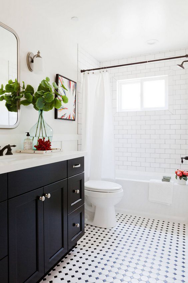 fresh-and-minimalist-bathroom-with-plants