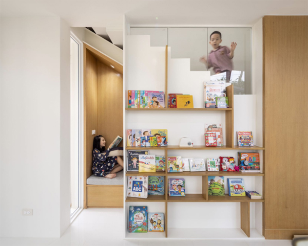 kids-bookacase-rack-with-reading-nook