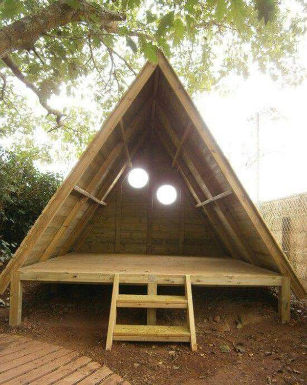 simple-diy-wood-A-Frame-playhouses