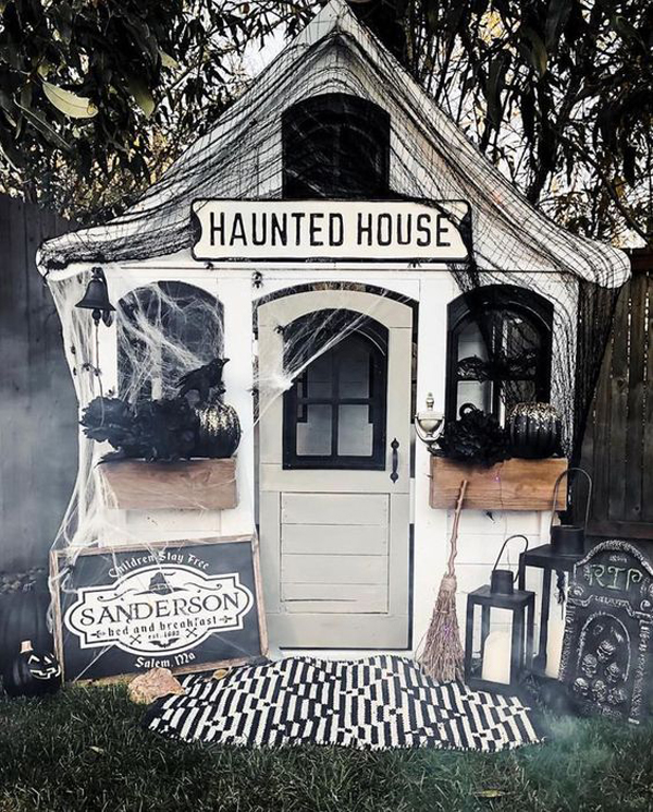 spooky-haunted-playhouses-for-this-halloween