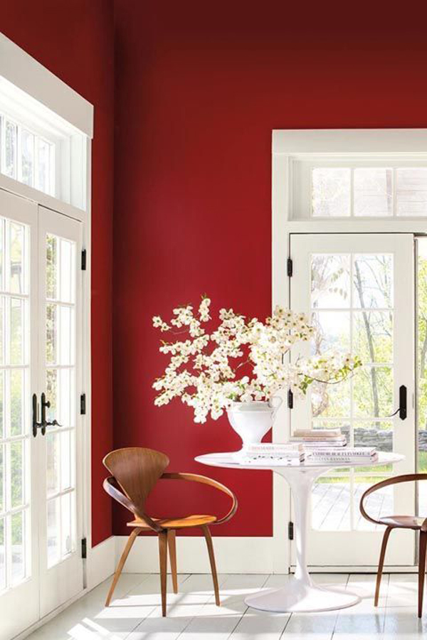 red-accent-wall-decor