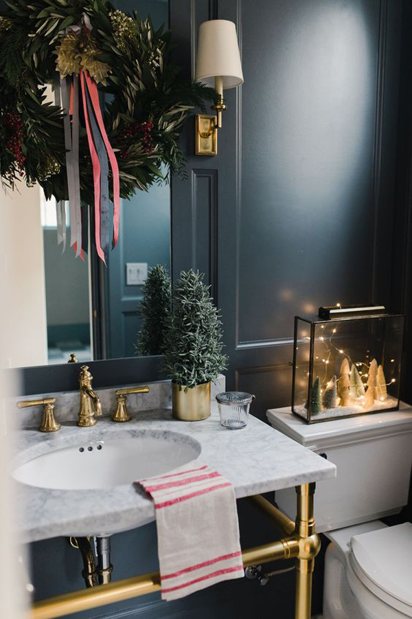 glam-and-modern-christmas-bathroom-vanity-ideas