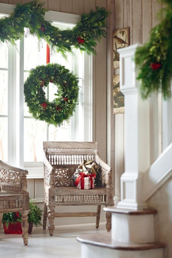 greenery-christmas-window-decorations