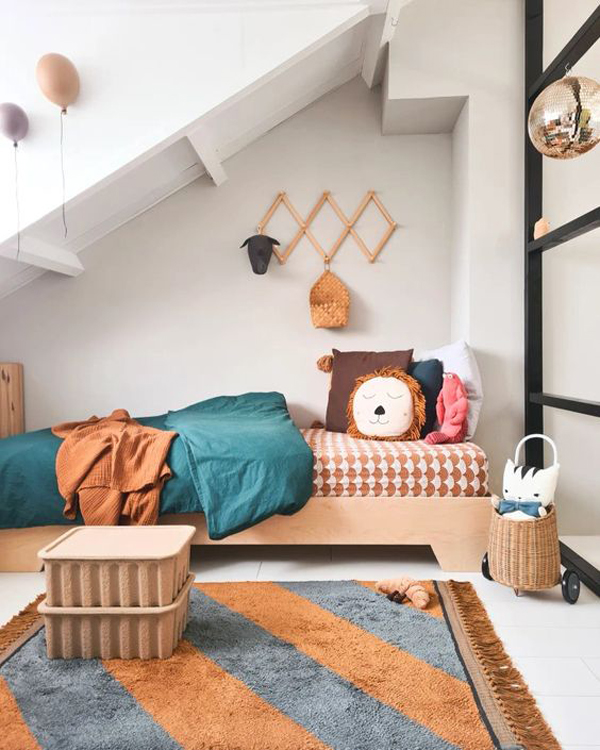japandi-loft-bedroom-for-little-boys