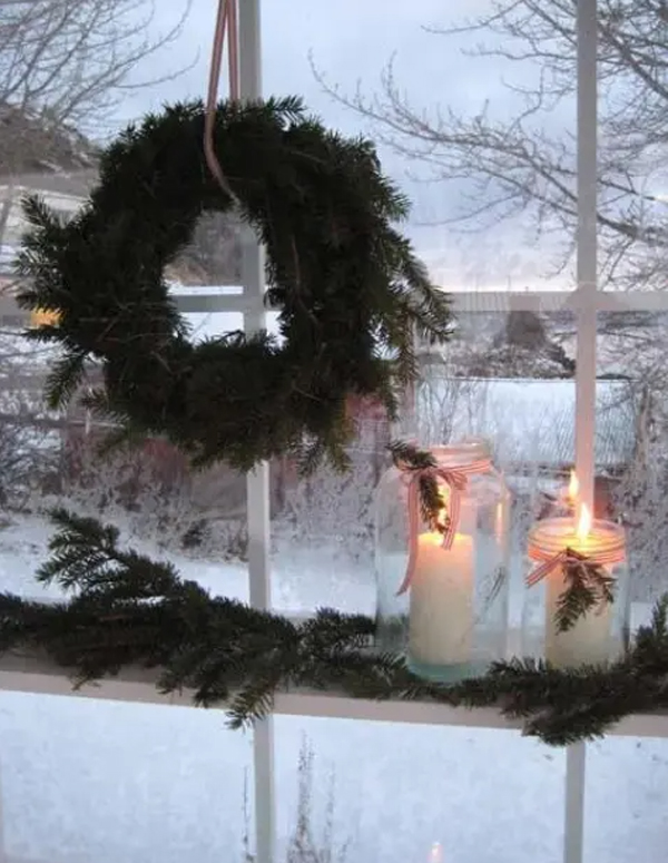 nature-inspired-christmas-window-wreaths