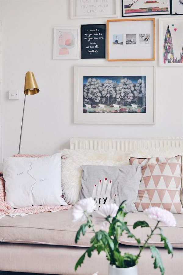 nordic-interior-design-with-pastel-gallery-wall