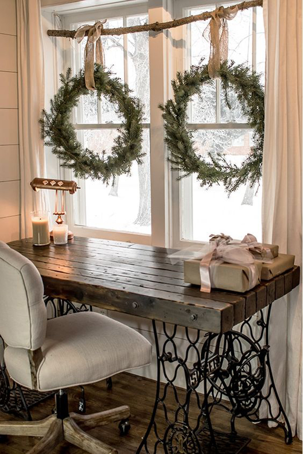 rustic-diy-wreaths-for-christmas-window