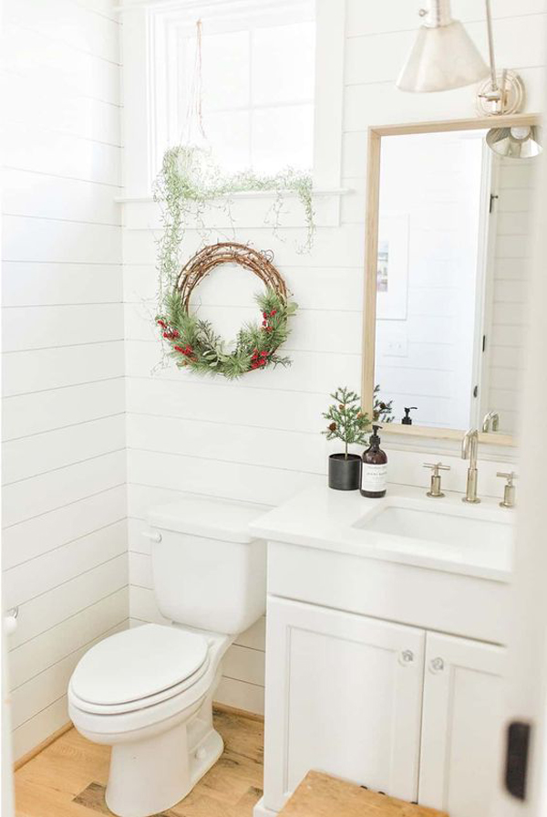 stylish-white-christmas-bathroom-design