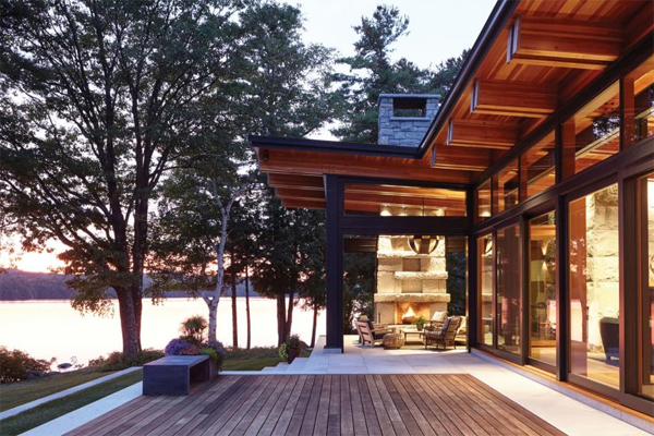 backyard-lake-point-house-deck