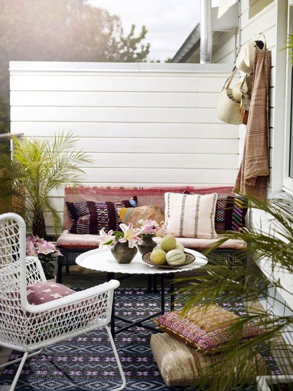 boho-chic-outdoor-terrace-chairs