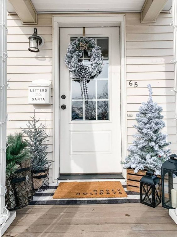 winter-front-porch-decor-with-festive-mat