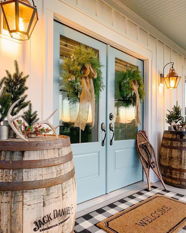 winter-front-porch-ideas-with-barrel