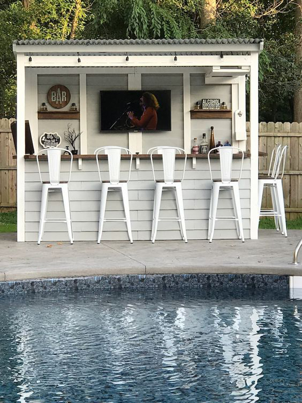 small-poolside-house-with-home-bar