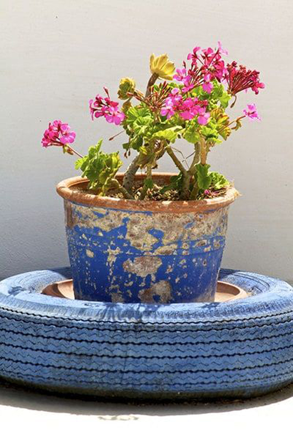 blue-tire-painted-pot-cover