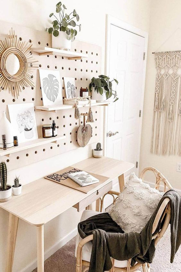 boho-chic-office-pegboard-with-nature-inspired