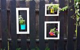 diy-fence-frame-garden-decor