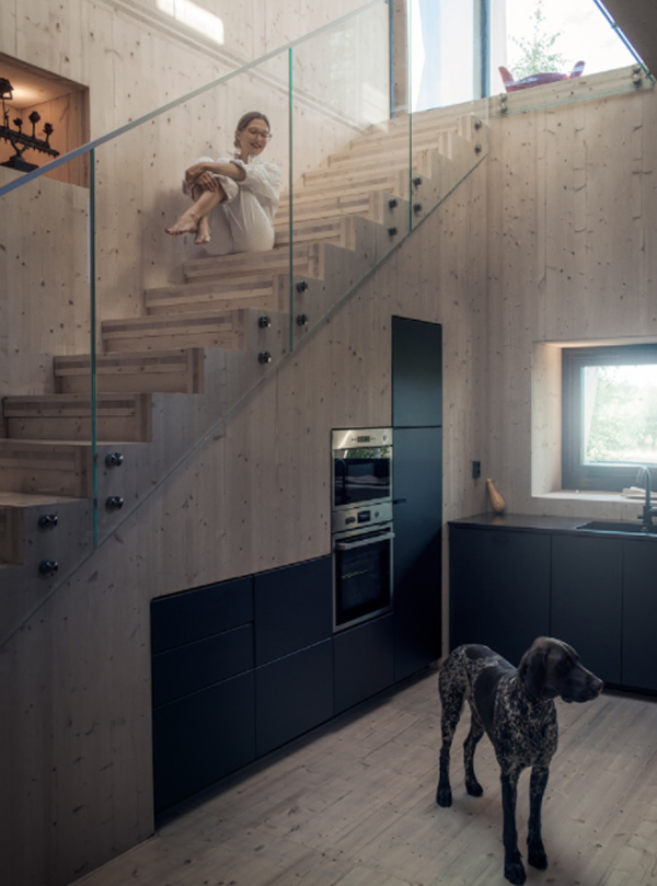 modern-kitchen-in-under-the-stairs