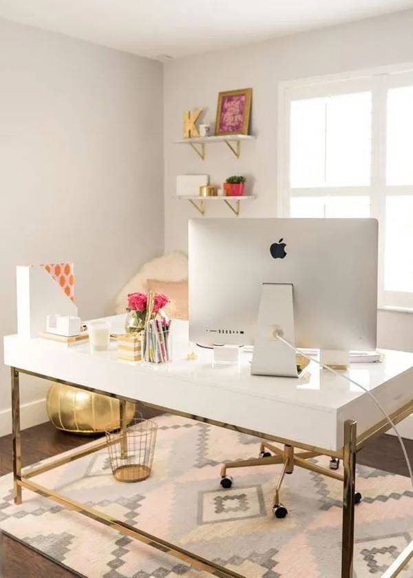glam-home-office-with-gold-accent