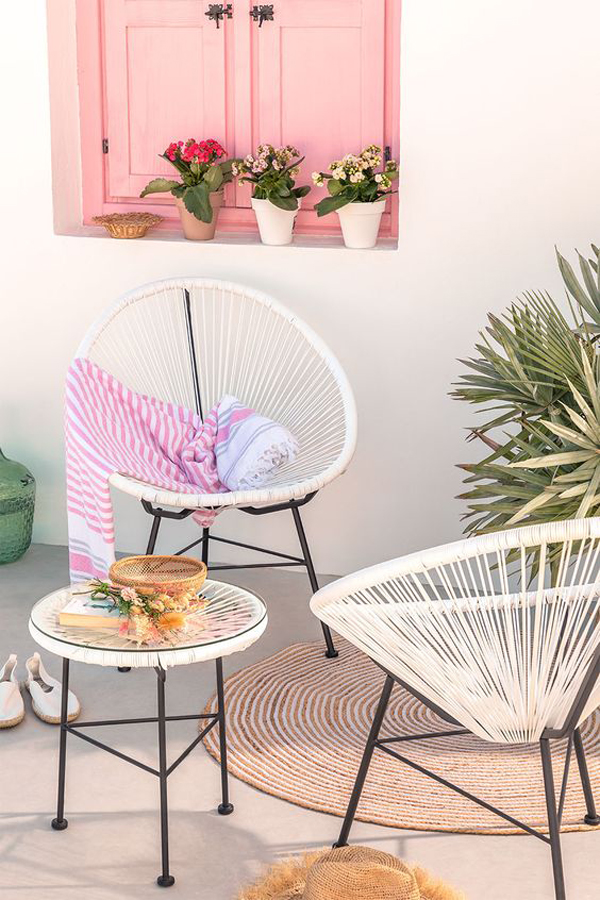 stylish-outdoor-acapulco-chair-ideas